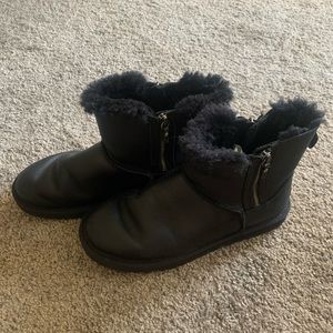 Leather Uggs Size 8